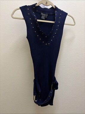 Tracy M Navy Ribbed Stud-Trim V-Neck Sleeveless Sweater Tank